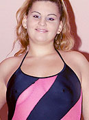 Milf mit kleinen Titten Milf mit kleinen Titten